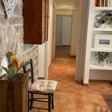Apartament I *