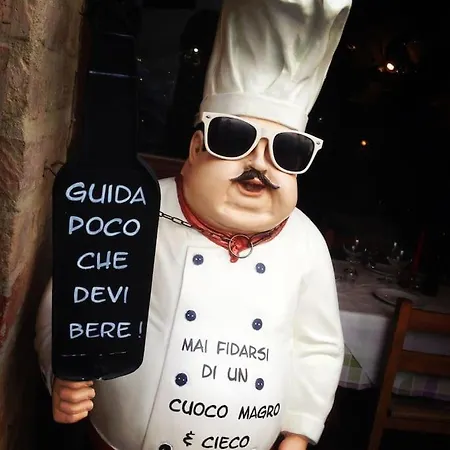 I * Spello